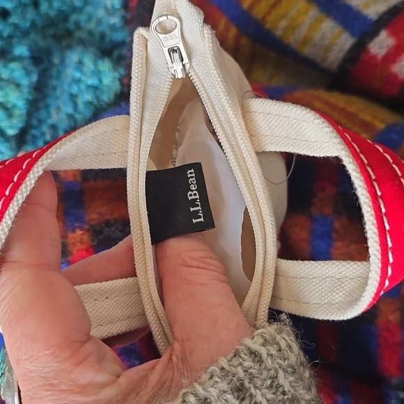 LL Bean Micro Note Tote Mini Bag Zipper + Carabiner Clip Xmas Red - Picture 4 of 6